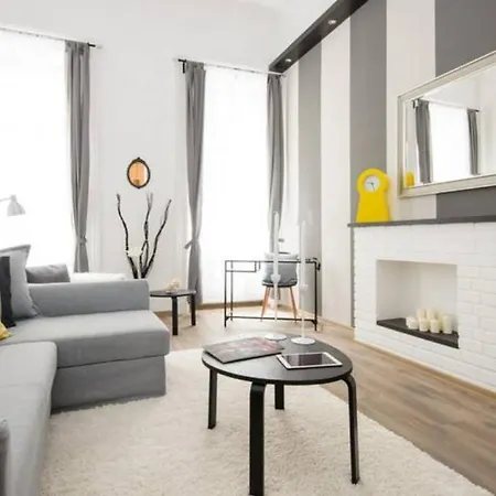 Opera Experience Apartament *