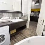 Apartament Opera Experience *
